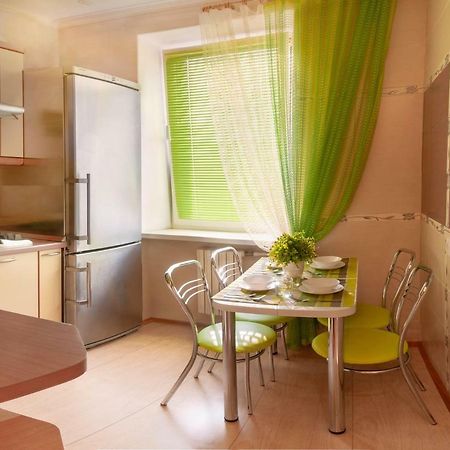 Luxury 3 Rooms Apartments In Center By Green House Poltava Exteriér fotografie
